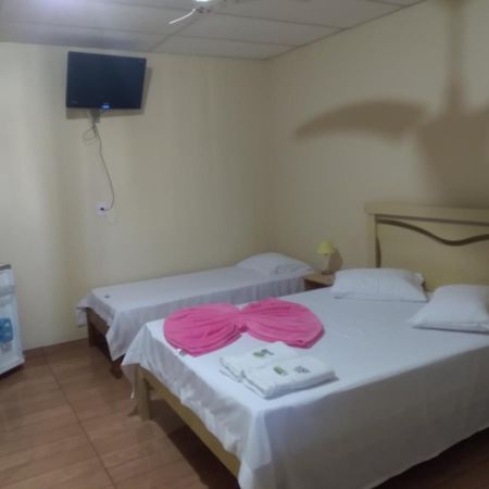 Hotel Super Economico Vitória Buitenkant foto