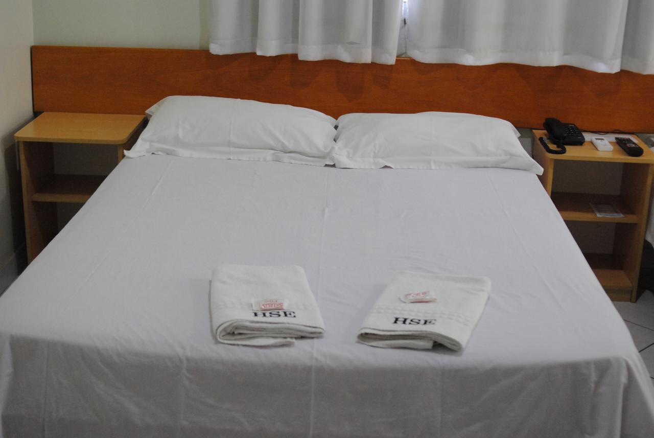 Hotel Super Economico Vitória Buitenkant foto