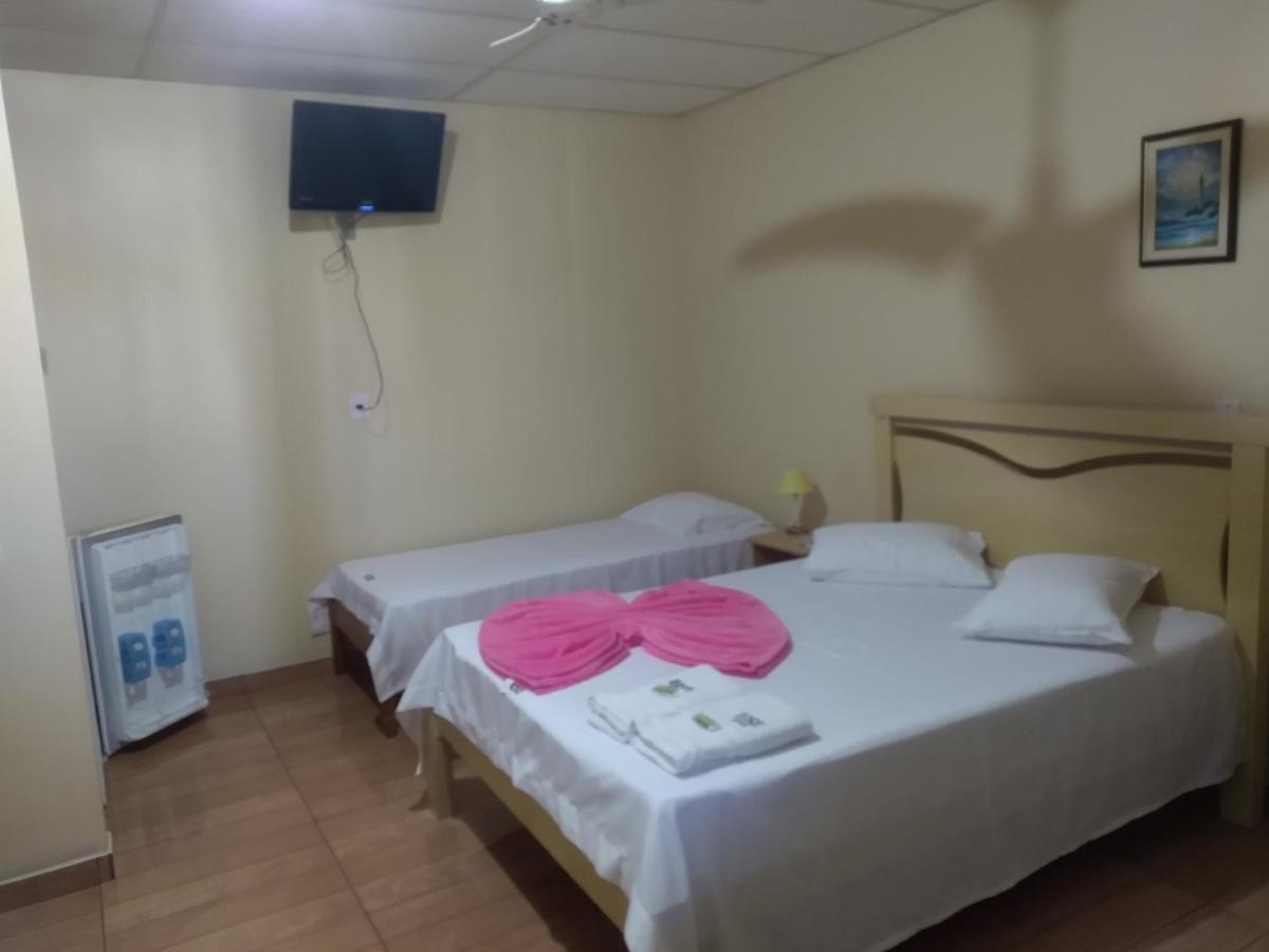 Hotel Super Economico Vitória Buitenkant foto